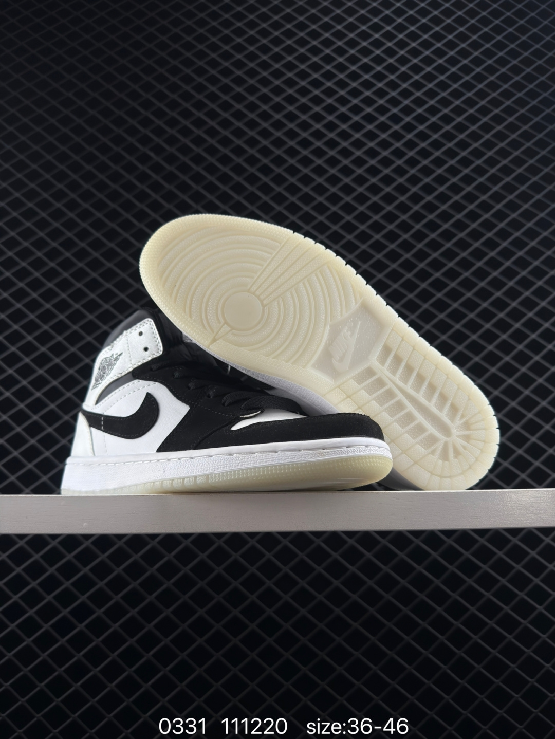 Nike Air Jordan 1 Retro Mid